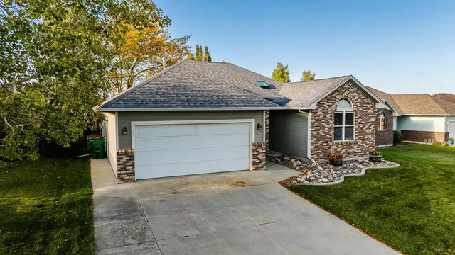 $475,000 | 1745 North Heights Circle, Sheridan, WY 82801