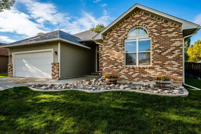 $475,000 | 1745 North Heights Circle, Sheridan, WY 82801