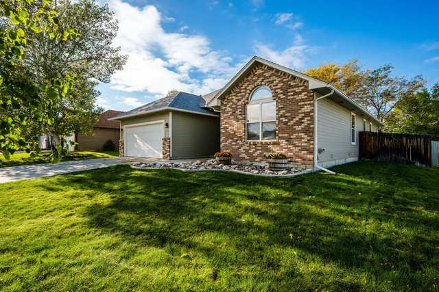 $475,000 | 1745 North Heights Circle, Sheridan, WY 82801