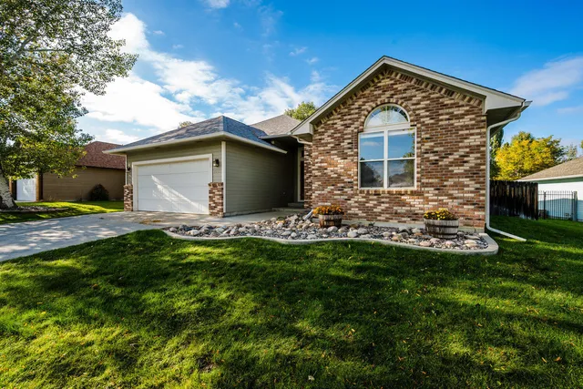 $475,000 | 1745 North Heights Circle, Sheridan, WY 82801