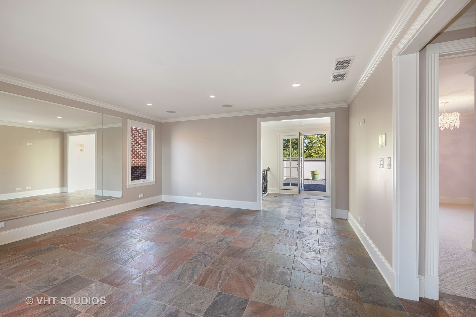 3826 North Wayne Avenue Chicago, IL 60613 - Photo 33 of 50