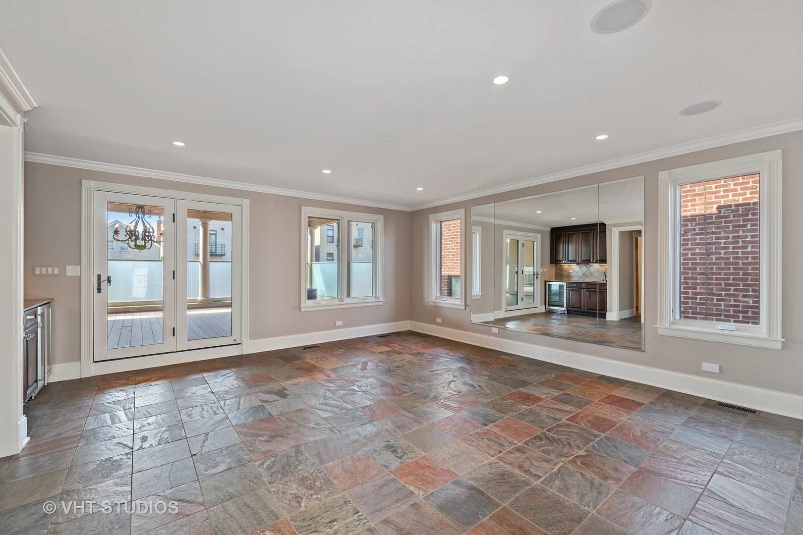 3826 North Wayne Avenue Chicago, IL 60613 - Photo 34 of 50