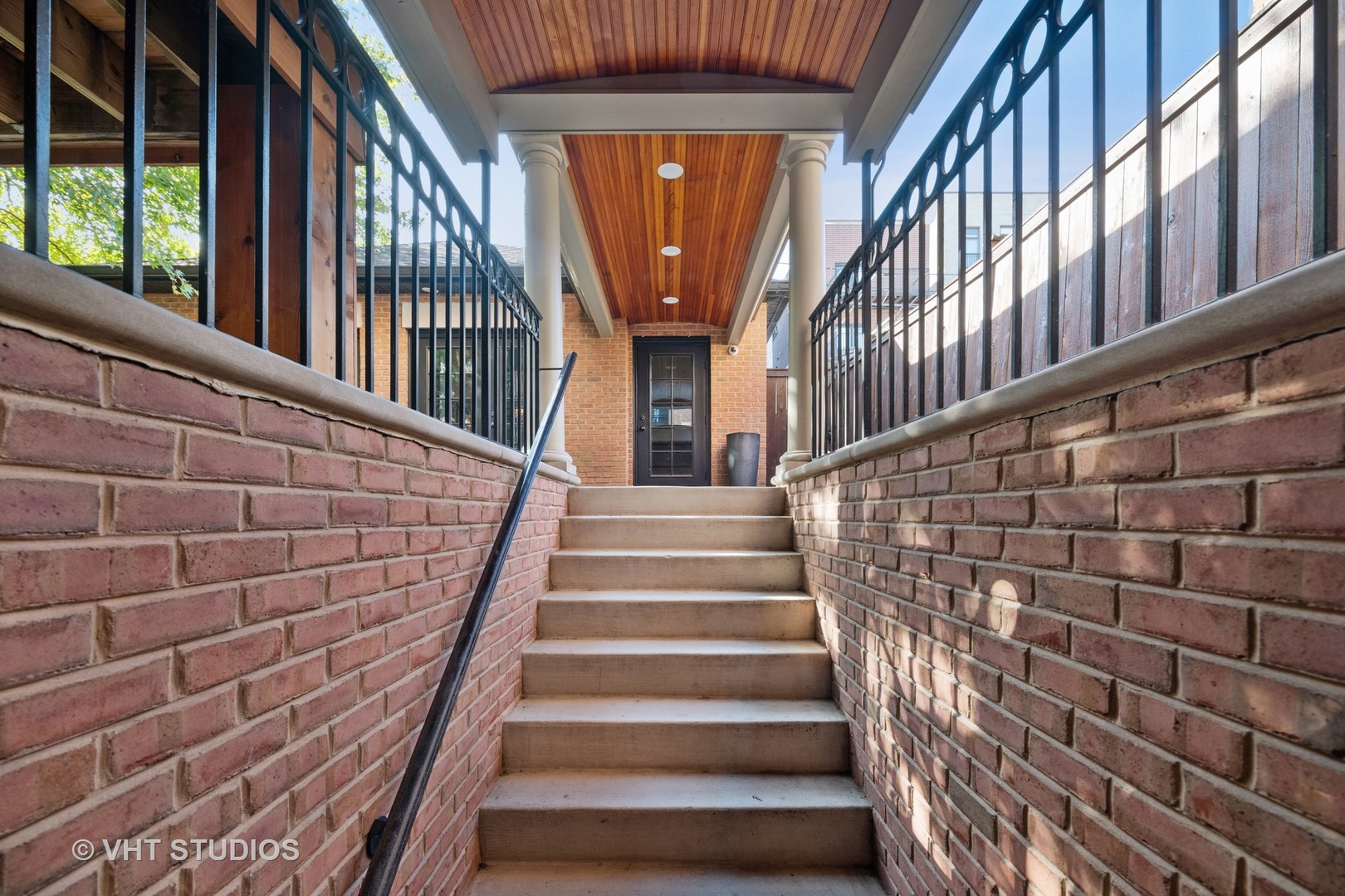 3826 North Wayne Avenue Chicago, IL 60613 - Photo 38 of 50