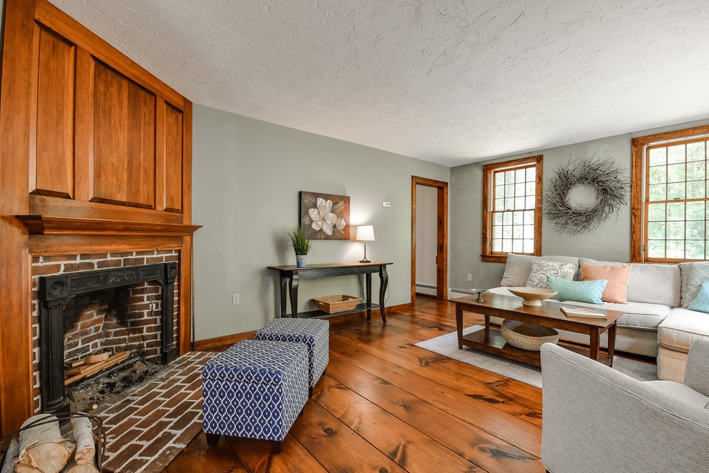 77 Bullard Road Princeton, MA 01541 - Photo 5 of 28