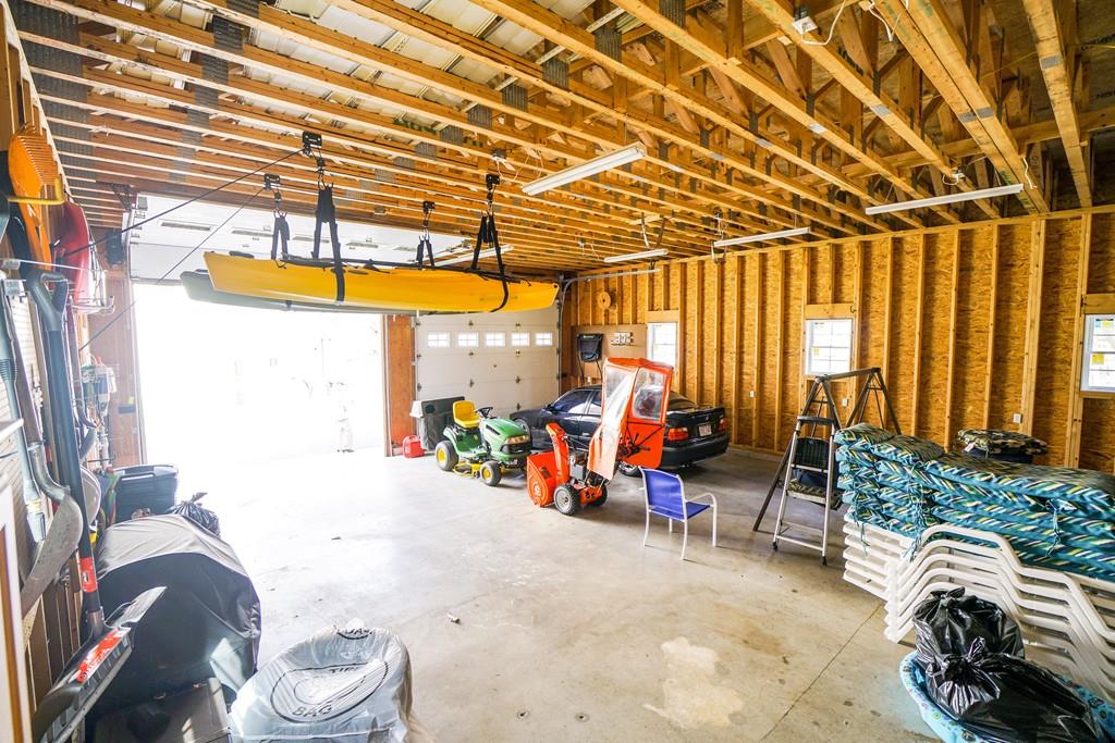 2 A Lakeview Road Webster, MA 01570 - Photo 35 of 38