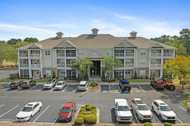 $335,000 | 250 South Crow Creek Drive, Unit 21, Calabash, NC 28467