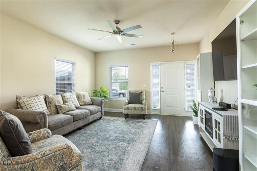 12261 Anchor Way Hampton, GA 30228 - Photo 5 of 31
