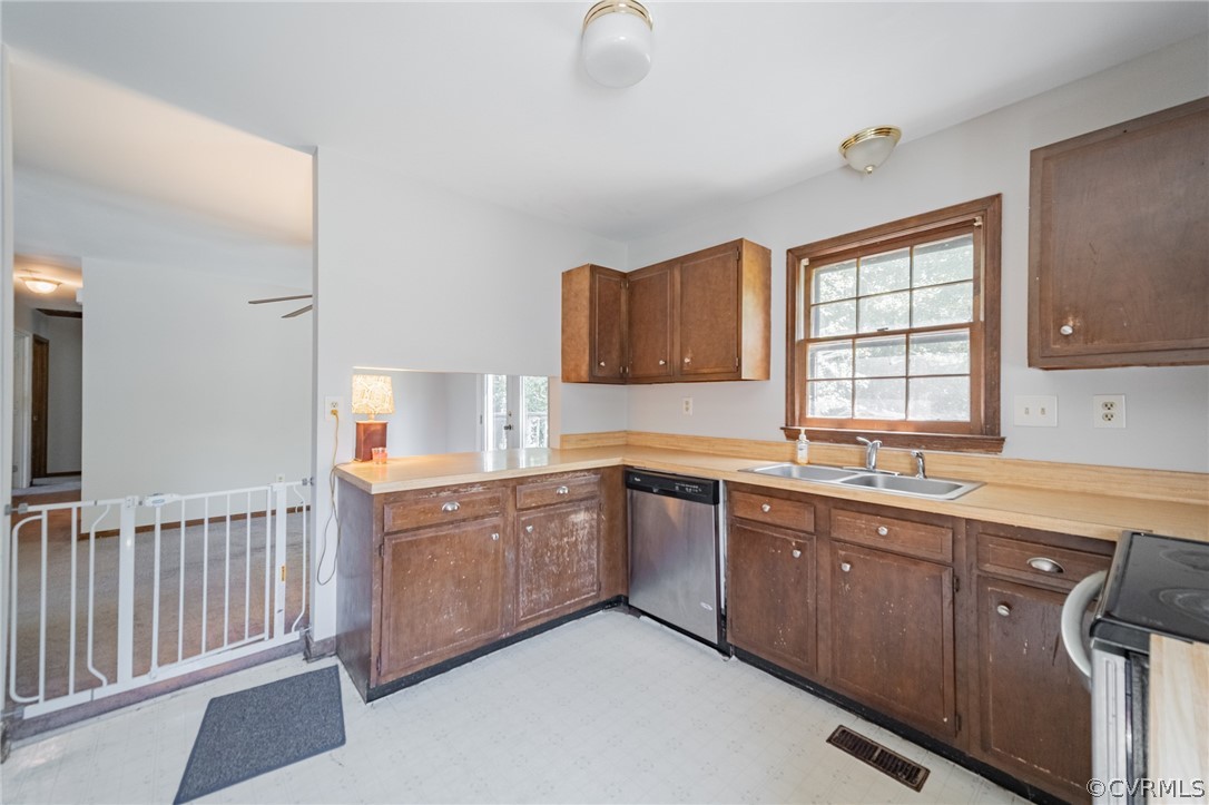 12411 Locustgrove Road Henrico, VA 23238 - Photo 6 of 19 Gallery Image 6