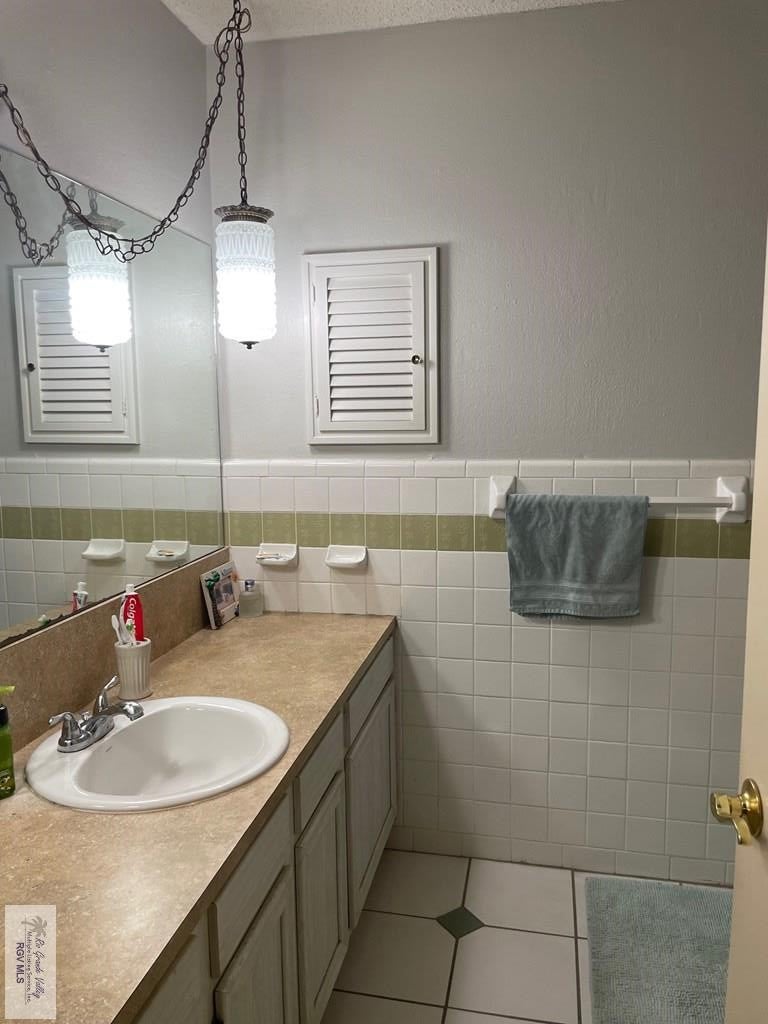 209 Santa Lorraine Santa Rosa, TX 78593 - Photo 15 of 32 Gallery Image 15