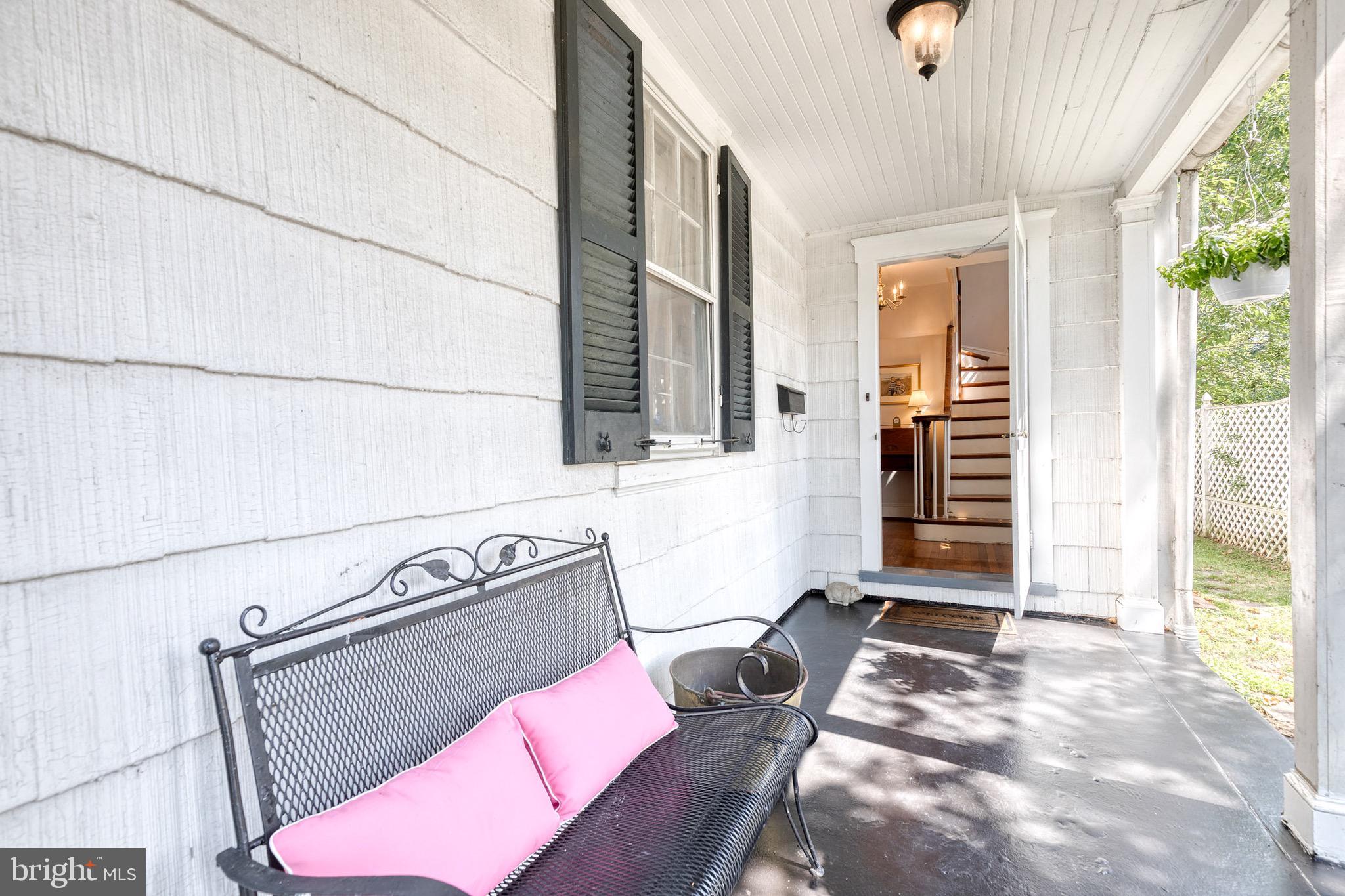 3 St Dunstans Garth Baltimore, MD 21212 - Photo 2 of 33