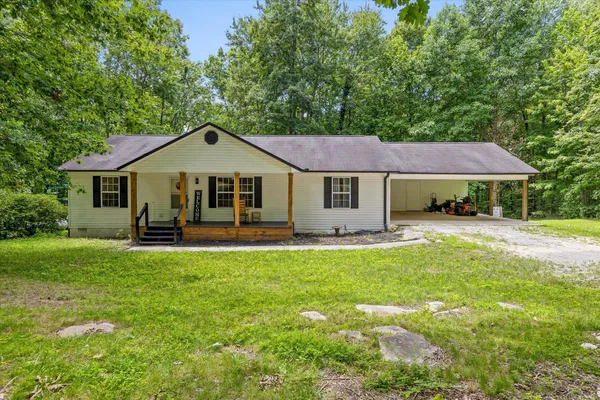 $650,000 | 3847 Highway 127, Signal Mountain, TN 37377