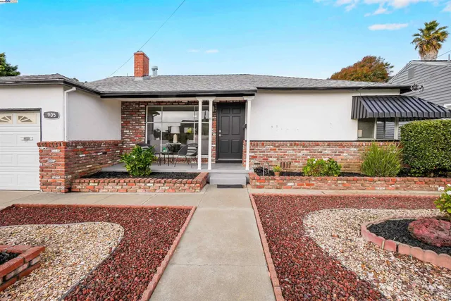 $825,000 | 905 Longwood Avenue, Hayward, CA 94541
