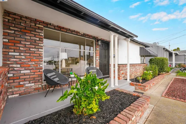 $825,000 | 905 Longwood Avenue, Hayward, CA 94541