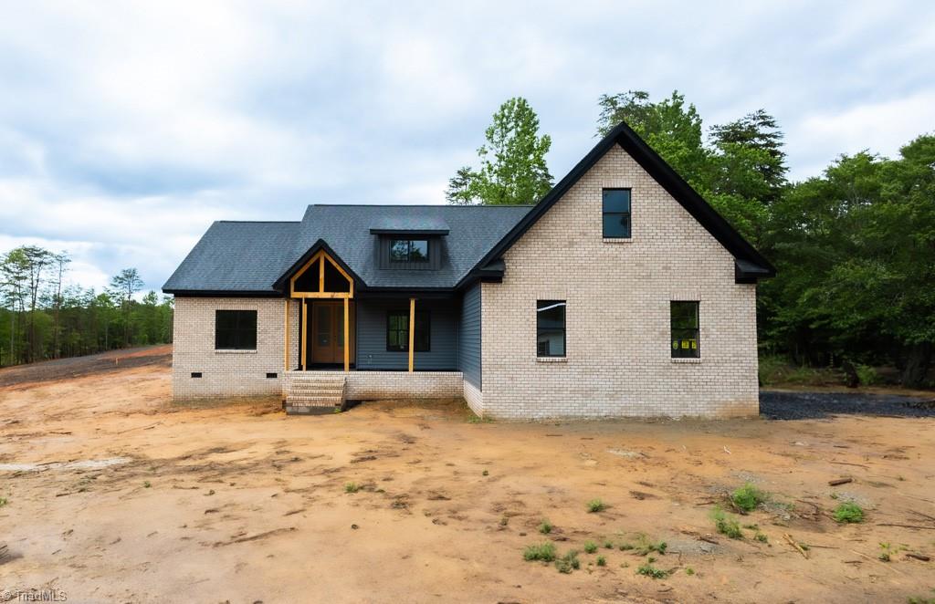 387 Vernon Road Reidsville, NC 27320 - Photo 1 of 11