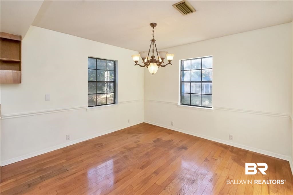 3359 Riverside Drive West Mobile, AL 36605 - Photo 7 of 15