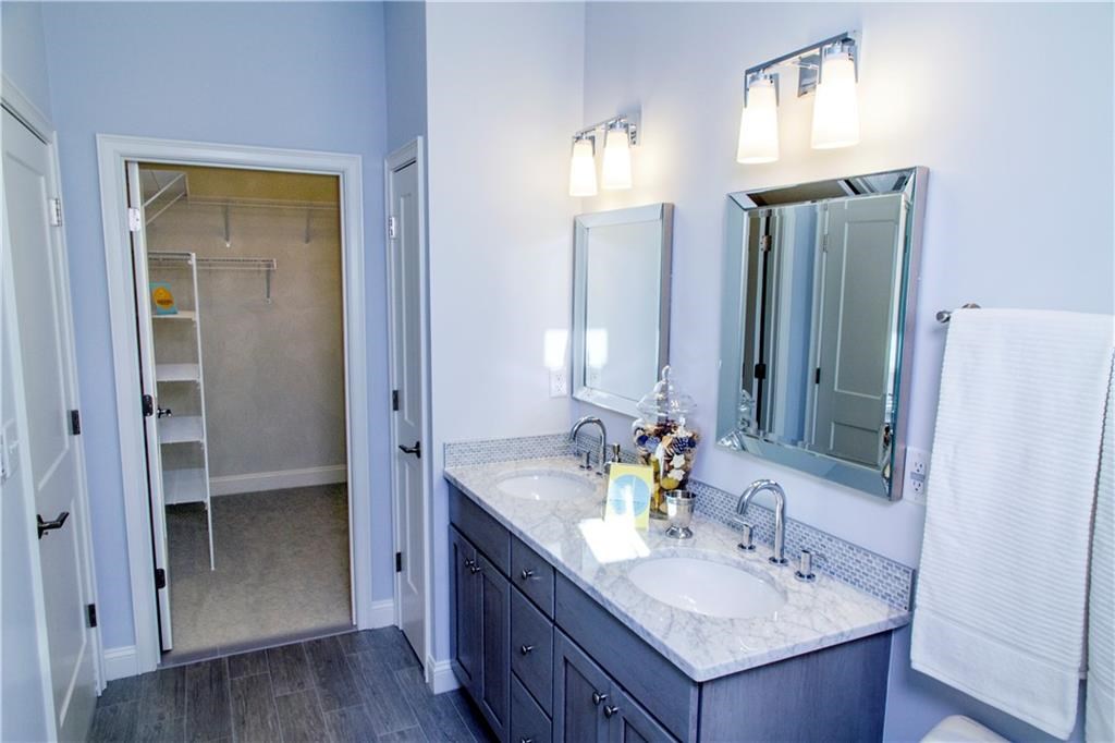 200 Granite Street, Unit 2 Warwick, RI 02886 - Photo 15 of 25 Master Bath