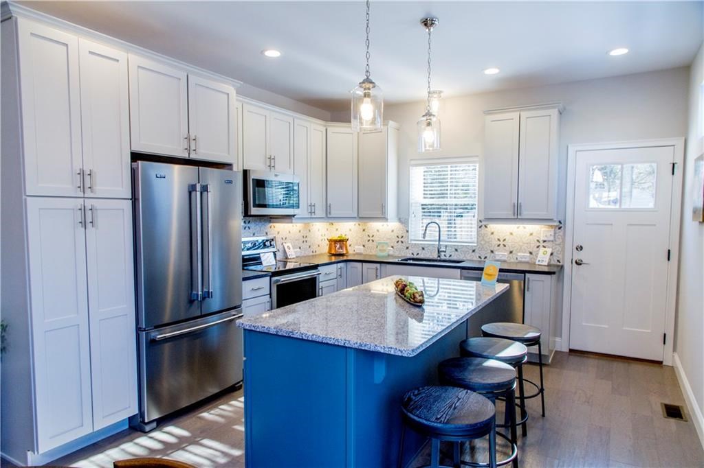 200 Granite Street, Unit 2 Warwick, RI 02886 - Photo 8 of 25 Gallery Image 8
