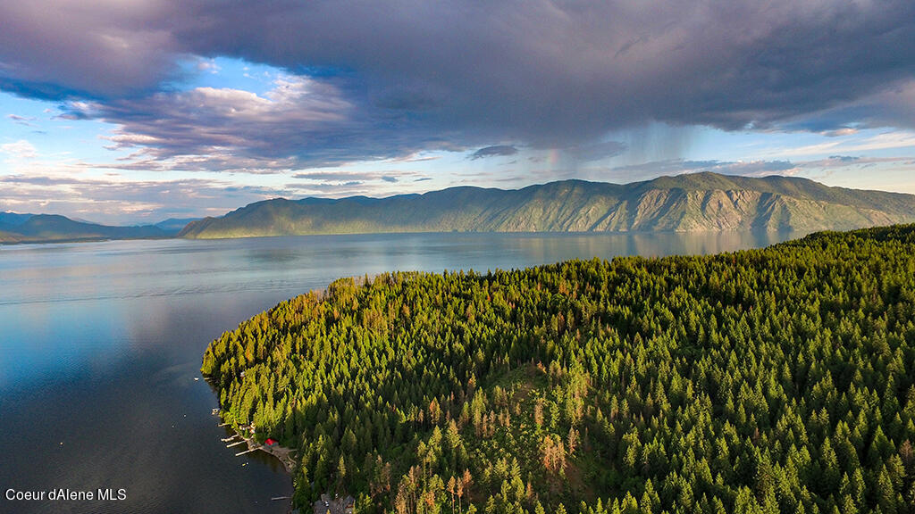 Lot 21 Camp Bay Road Sagle, ID 83860 - Photo 30 of 39 Camp Bay in Foreground