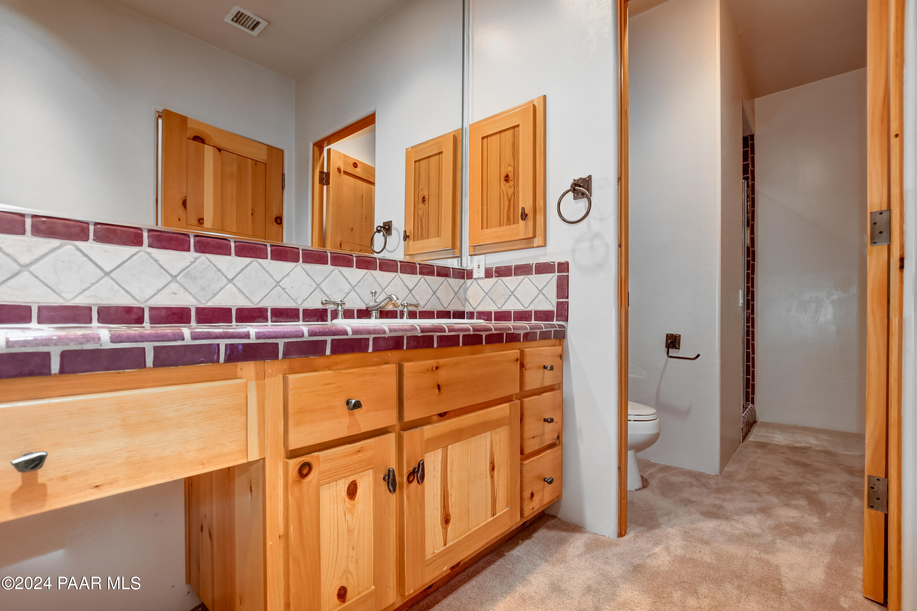 12400 Forest Service 102 Road Prescott, AZ 86305 - Photo 54 of 92 Guest Bathroom 2