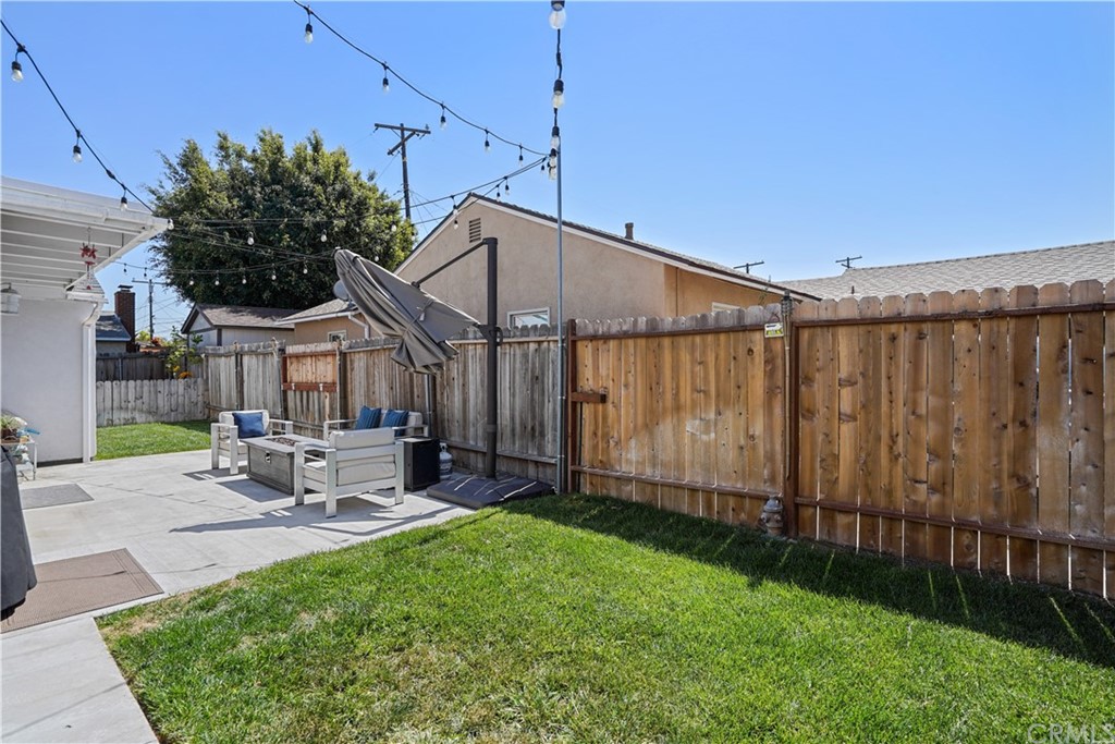 14709 Bodger Avenue Hawthorne, CA 90250 - Photo 15 of 24 a view of a patio with a table and chairs