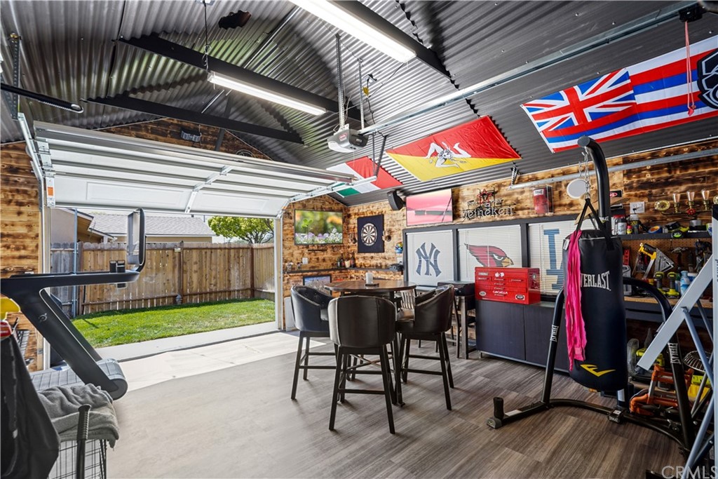 14709 Bodger Avenue Hawthorne, CA 90250 - Photo 20 of 24 a view of a cafe with sitting area