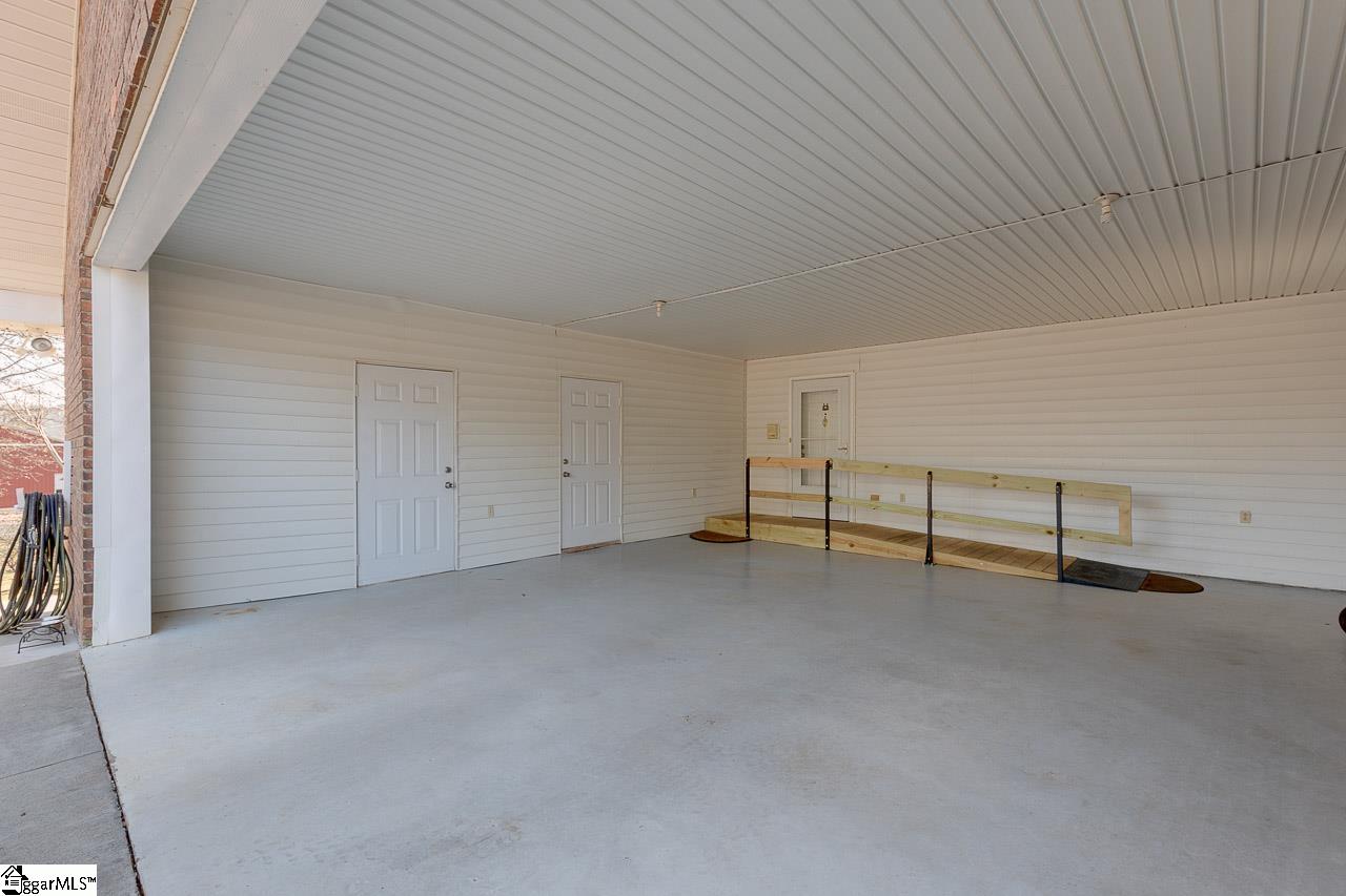 456 Jameson Road Easley, SC 29640 - Photo 23 of 34