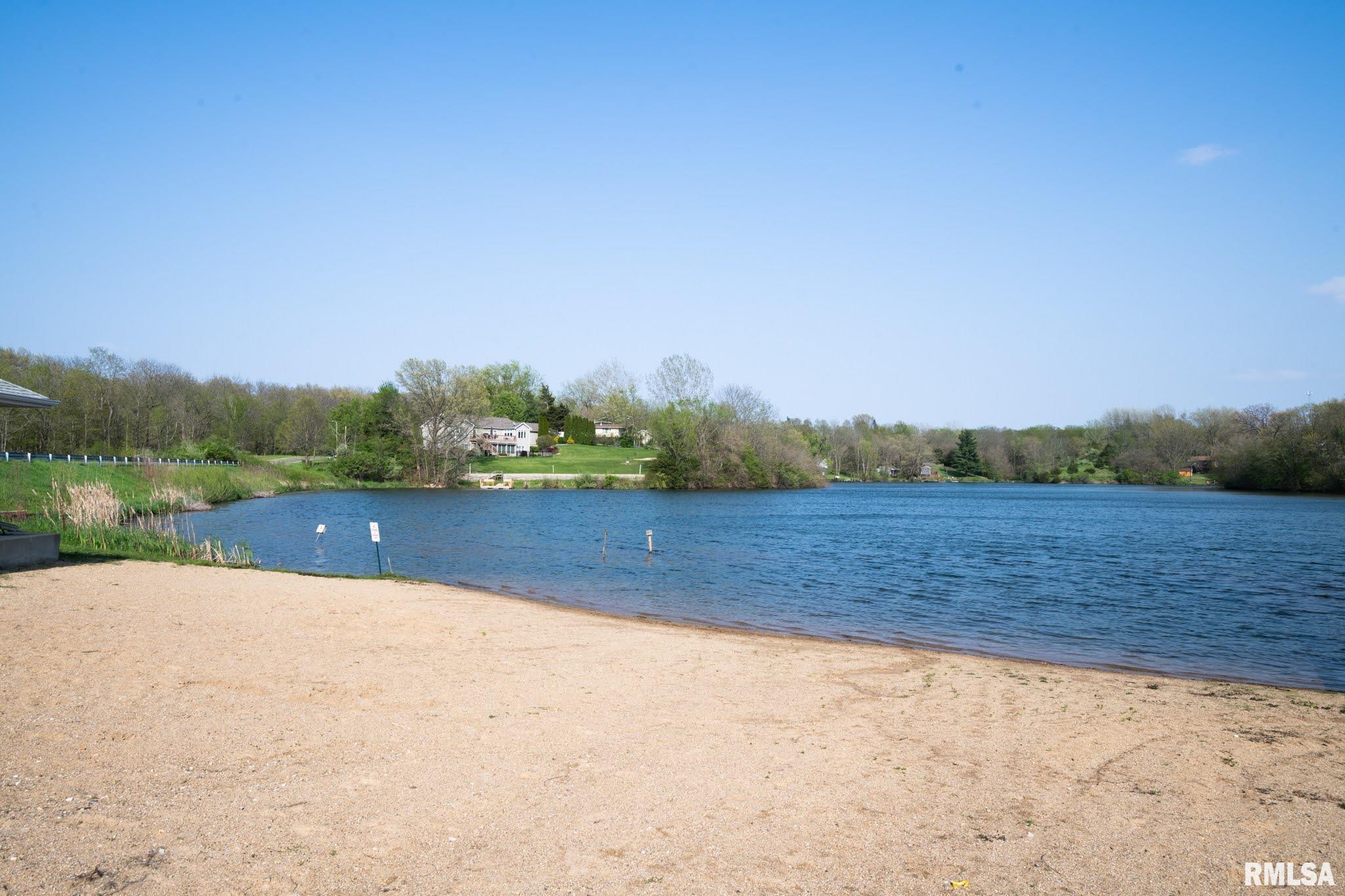 North Apache Path Danvers, IL 61732 - Photo 15 of 20