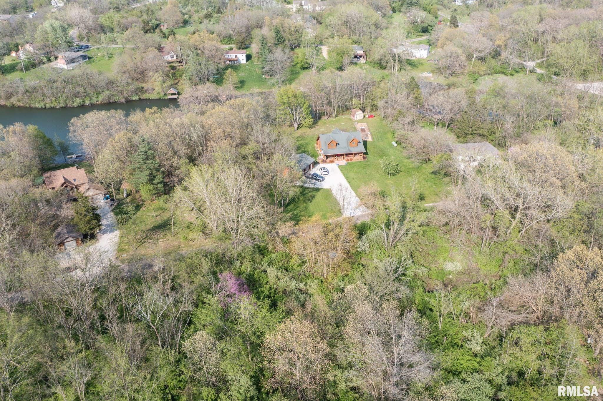 North Apache Path Danvers, IL 61732 - Photo 6 of 20