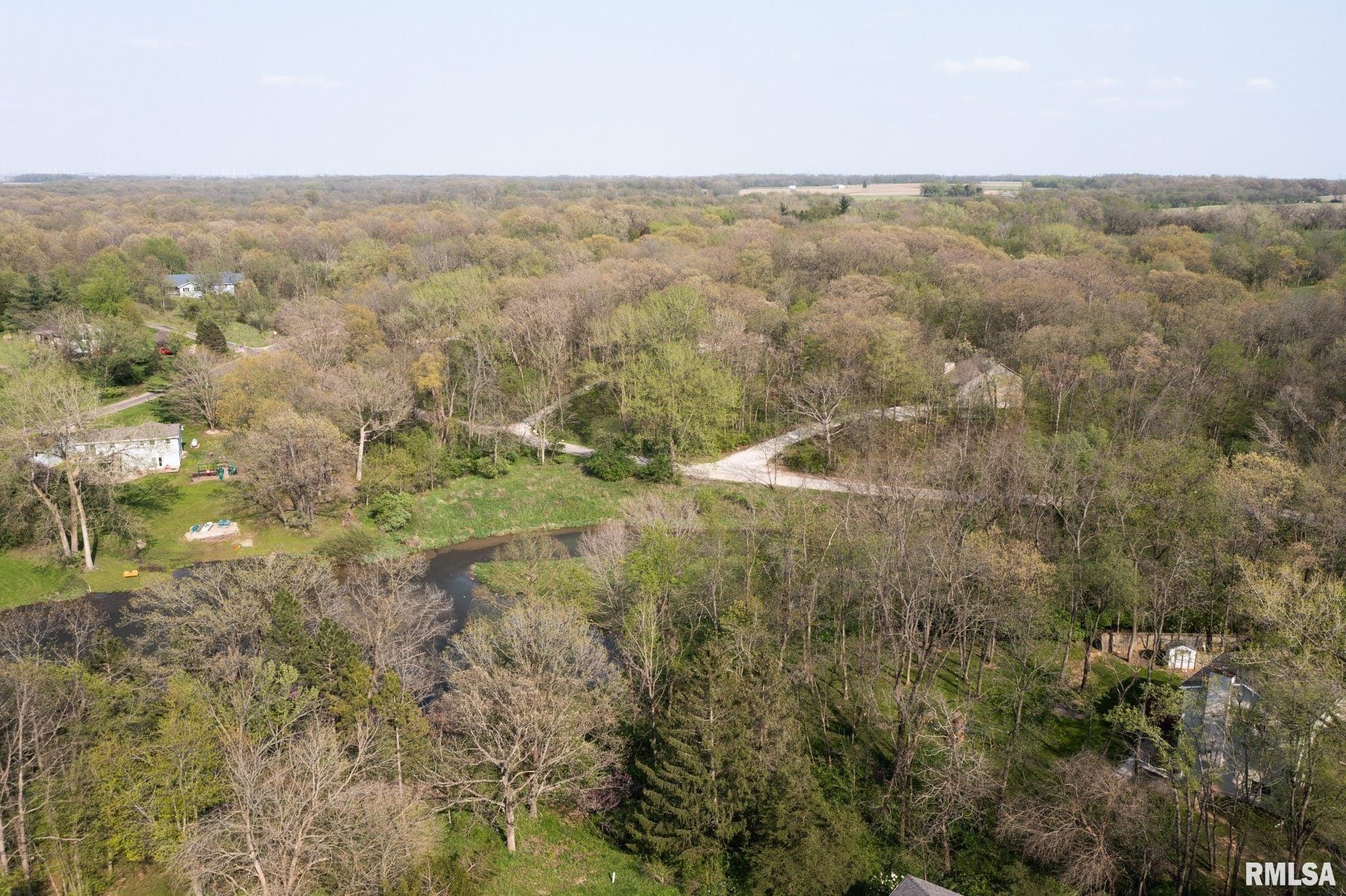 North Apache Path Danvers, IL 61732 - Photo 8 of 20