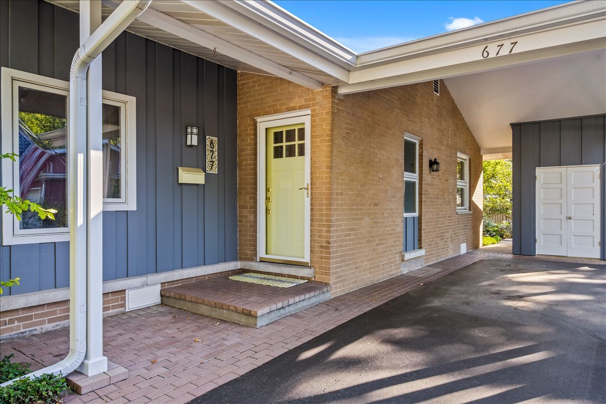 677 Timber Hill Road Deerfield, IL 60015 - Photo 2 of 19