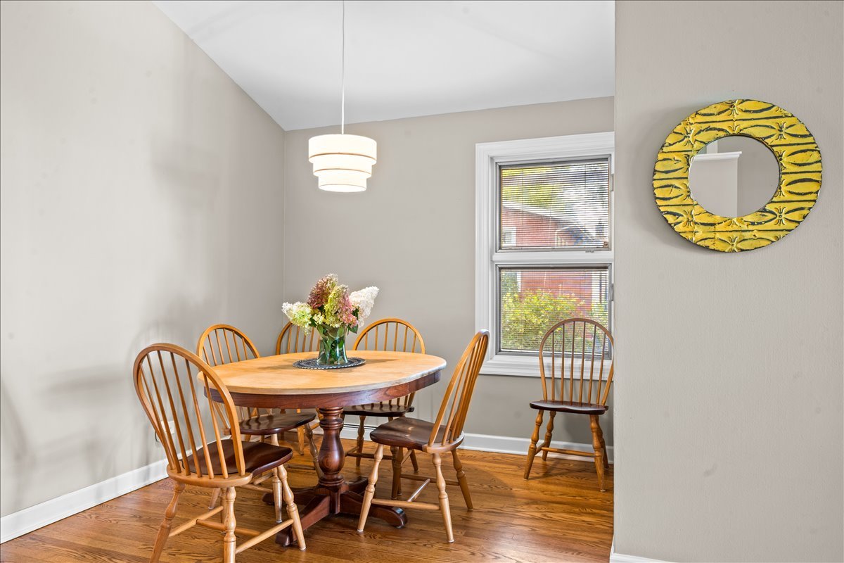 677 Timber Hill Road Deerfield, IL 60015 - Photo 6 of 19