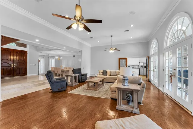 $696,000 | 6 Heritage Court, Grand Prairie, TX 75050