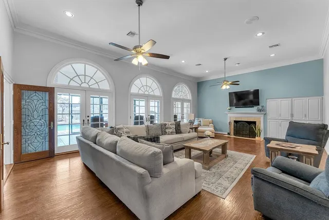 $696,000 | 6 Heritage Court, Grand Prairie, TX 75050