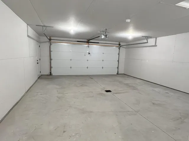 $434,900 | 1055 Village Lane, Detroit Lakes, MN 56501