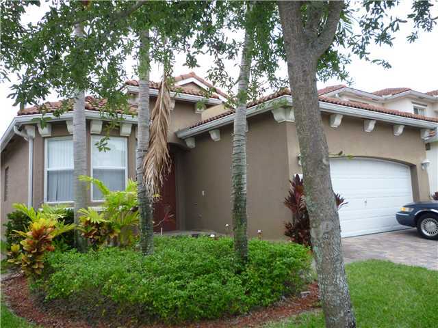 1244 Rose Gate Boulevard Riviera Beach, FL 33404 - Photo 1 of 5 Primary Photo