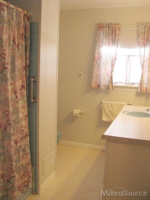 70 Townsend Road Leonard, MI 48367 - Photo 18 of 41