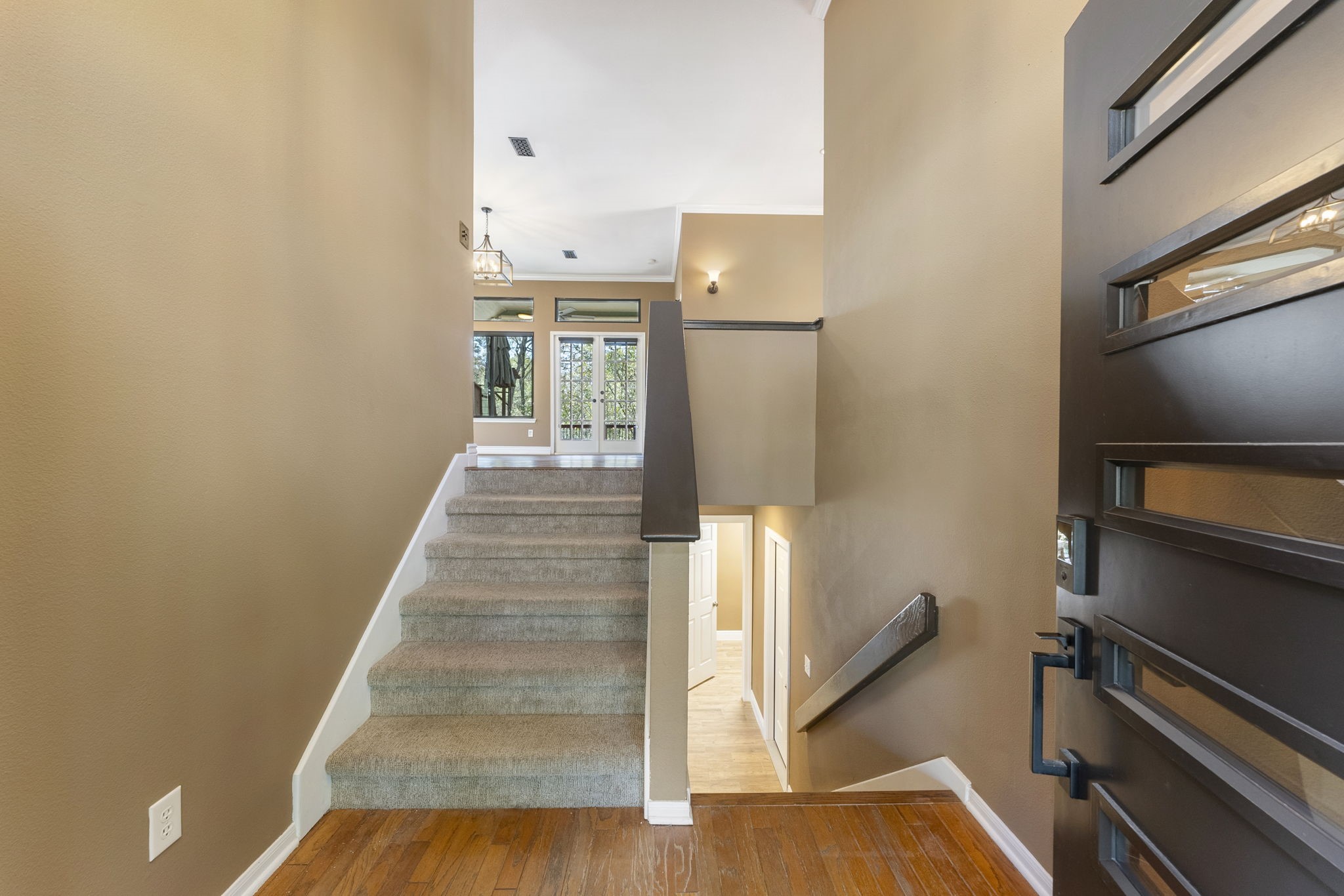 98 South Wilde Yaupon Court Spring, TX 77381 - Photo 47 of 49 The split level floor plan maximizes space and flow throughout the home.