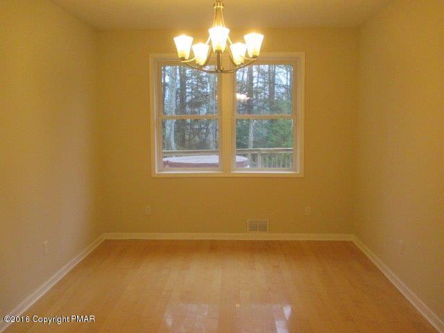 5113 Goose Pond Road Tobyhanna, PA 18466 - Photo 3 of 17 FORMAL DINING ROOM