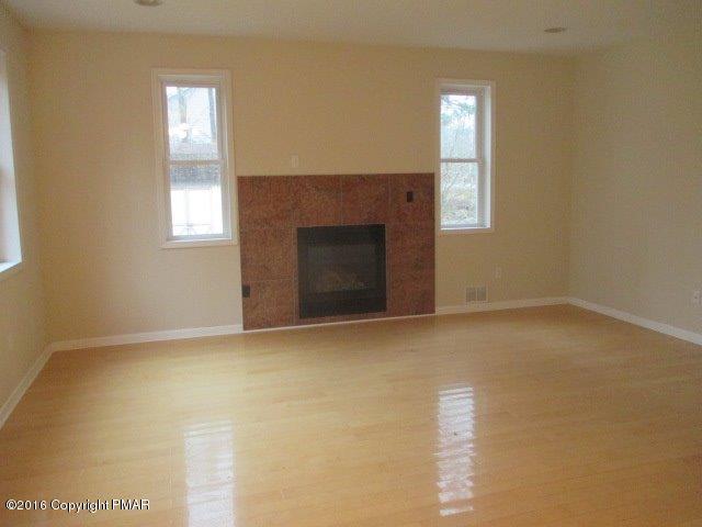 5113 Goose Pond Road Tobyhanna, PA 18466 - Photo 7 of 17 FAMILY ROOM