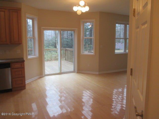 5113 Goose Pond Road Tobyhanna, PA 18466 - Photo 8 of 17 DINETTE