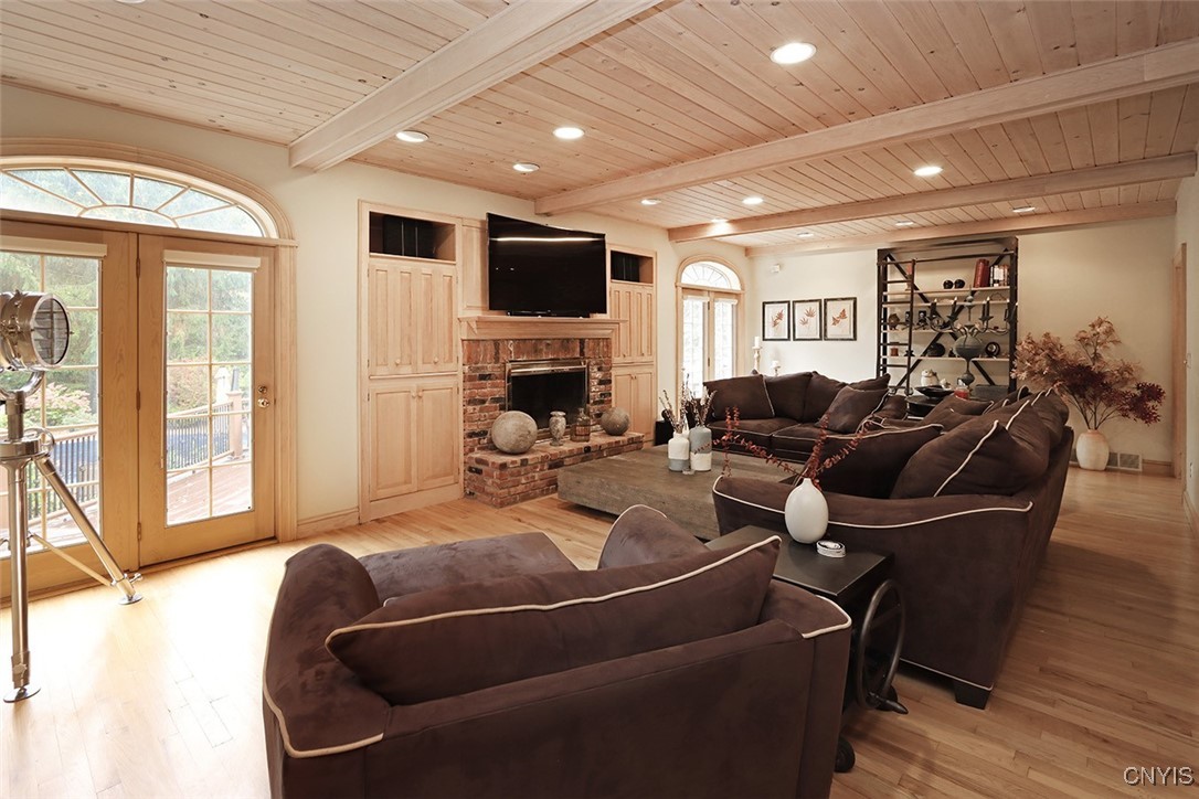 8428 Hobnail Road Manlius, NY 13104 - Photo 11 of 50