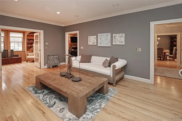 $999,900 | 8428 Hobnail Road, Manlius, NY 13104