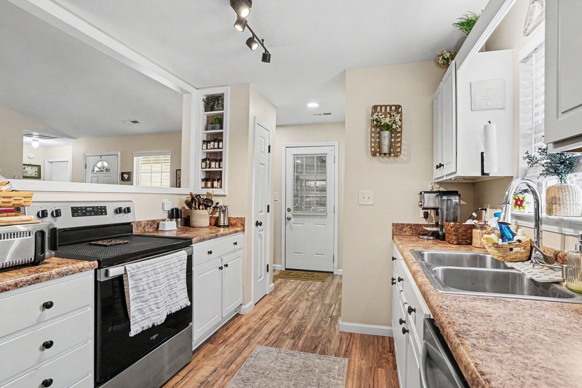 9788 Conifer Lane Murrells Inlet, SC 29576 - Photo 16 of 32