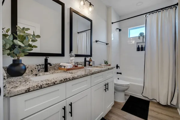$379,900 | 108 Stillmont Drive, Crawfordville, FL 32327