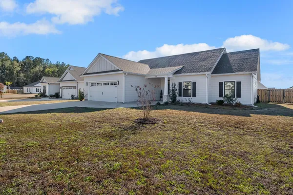 $379,900 | 108 Stillmont Drive, Crawfordville, FL 32327