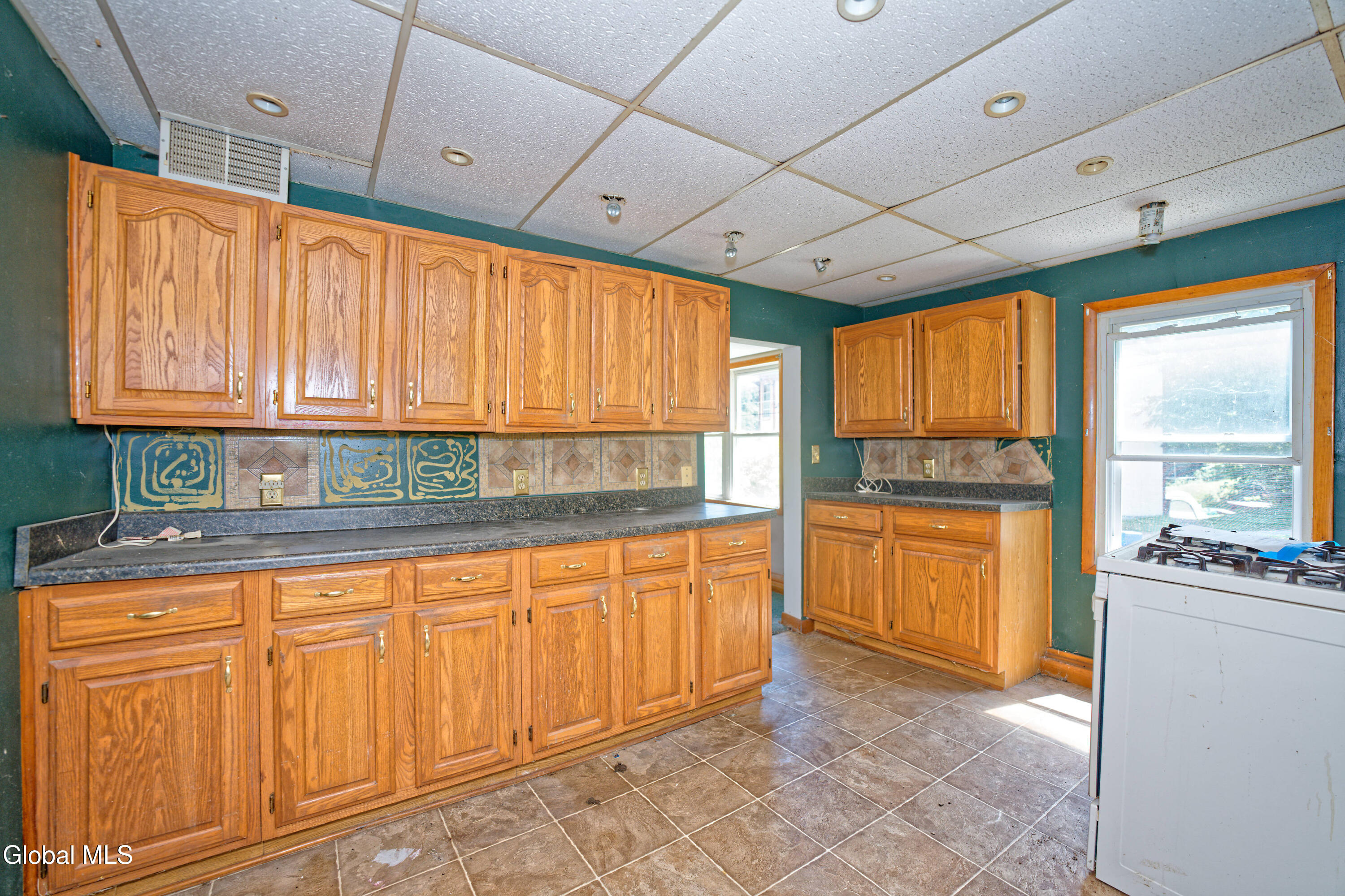 92 Furnace Street Little Falls, NY 13365 - Photo 13 of 31 3 Kitchen 4