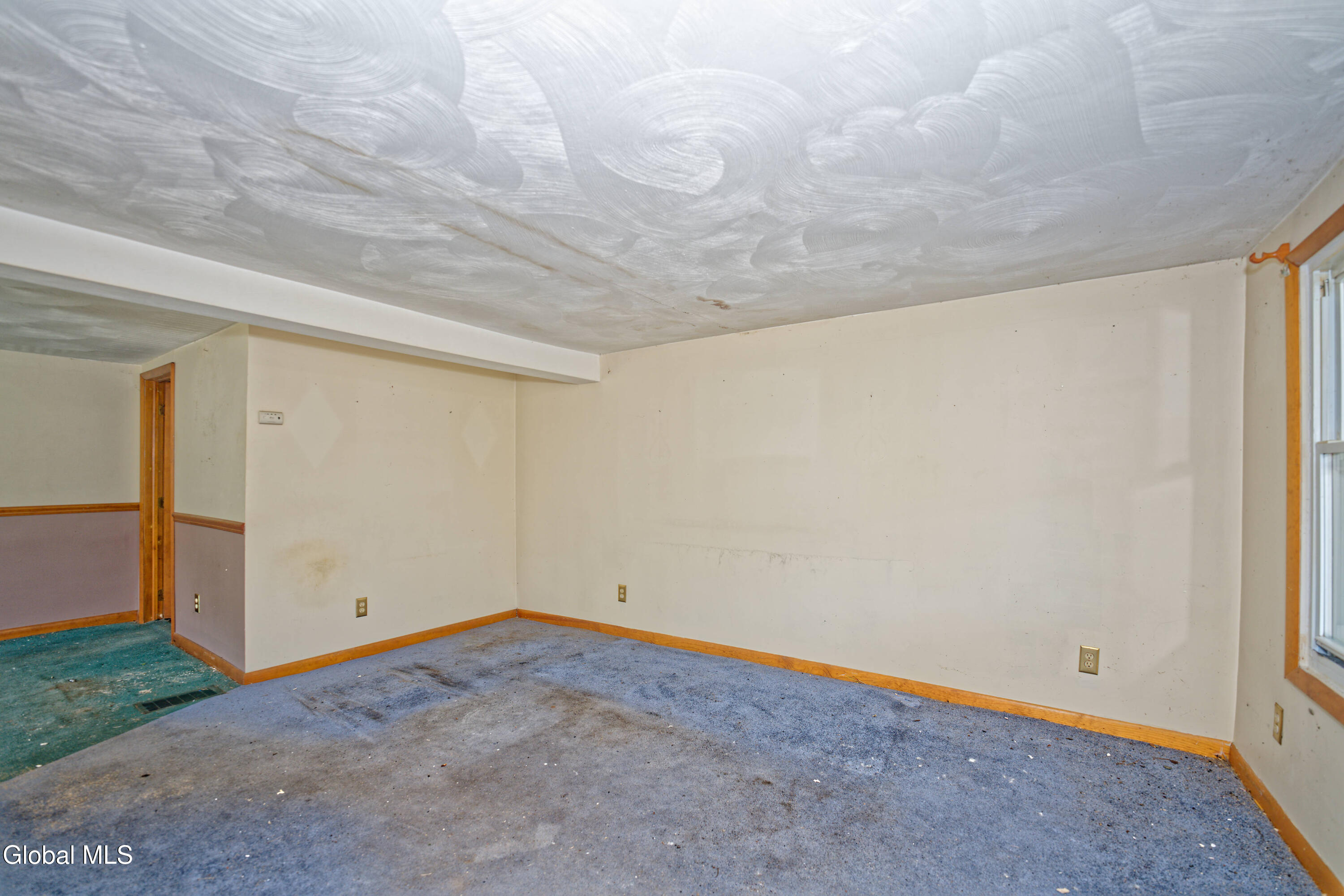 92 Furnace Street Little Falls, NY 13365 - Photo 5 of 31 1 Livingroom 2