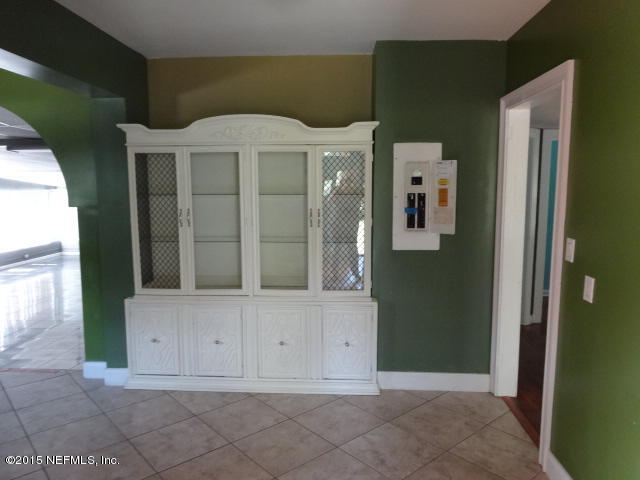 9765 Cunningham Road Jacksonville, FL 32246 - Photo 5 of 13