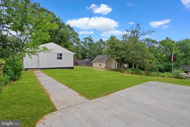 a front view of house