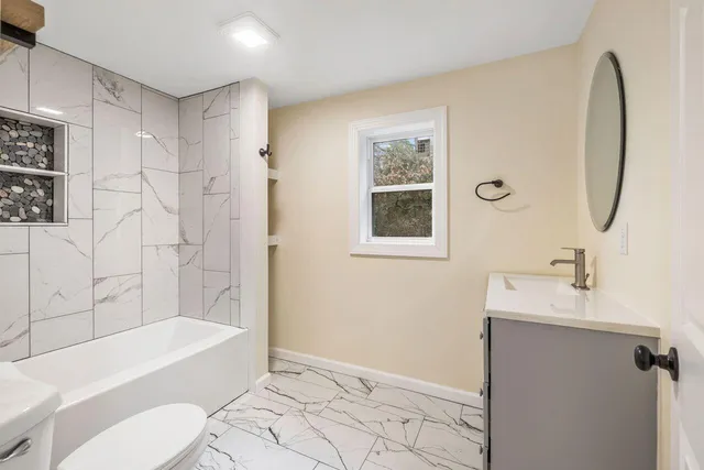 $530,000 | 17 Chute Mountain Lane, Casco, ME 04015